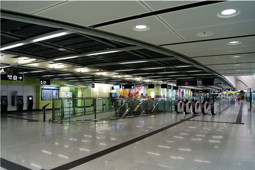 West Island Line HKU Station